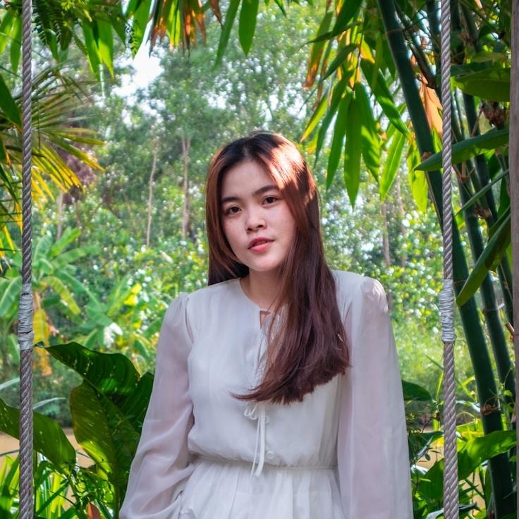 Sophie Clarke - Founder of LemoraVarenMero